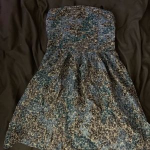 Strapless dress
